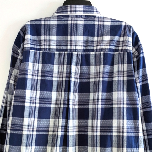 HP🎊🎉Tommy Bahama button down shirt - Picture 4 of 16